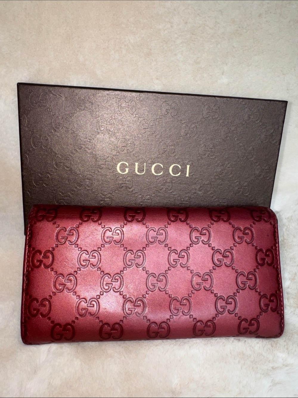 Gucci Raspberry GG Heart Continental Wallet with Gold Accent - Picture 3 of 13